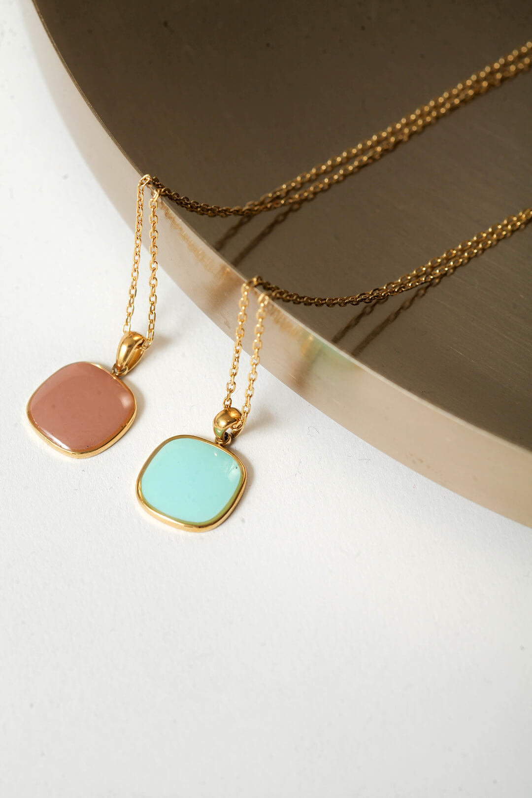 ΚΟΛΙΕ ΧΡΥΣΗ ΑΛΥΣΙΔΑ ΚΑΙ ΤΕΤΡΑΓΩΝΗ ΠΕΤΡΑ ΣΕ ΠΑΤΣΕΛ ΑΠΟΧΡΩΣΕΙΣ - Image 5