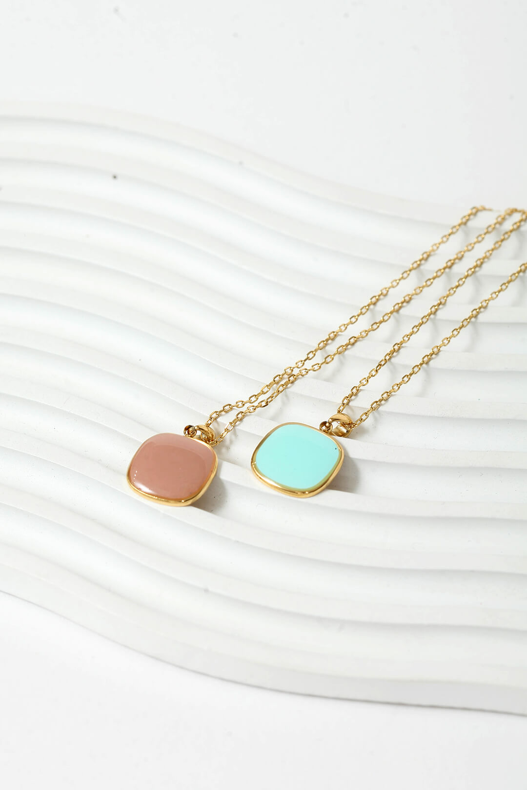 ΚΟΛΙΕ ΧΡΥΣΗ ΑΛΥΣΙΔΑ ΚΑΙ ΤΕΤΡΑΓΩΝΗ ΠΕΤΡΑ ΣΕ ΠΑΤΣΕΛ ΑΠΟΧΡΩΣΕΙΣ - Image 6